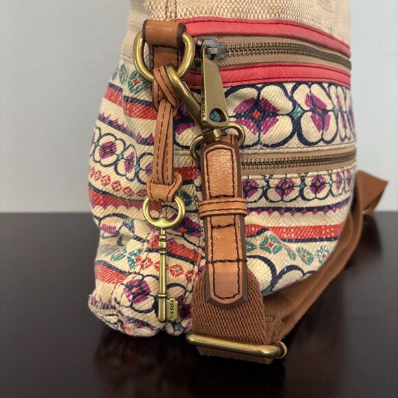 Fossil Bohemian Style Cream Geometric Design Explorer Fold Over Tote - Picture 5 of 15